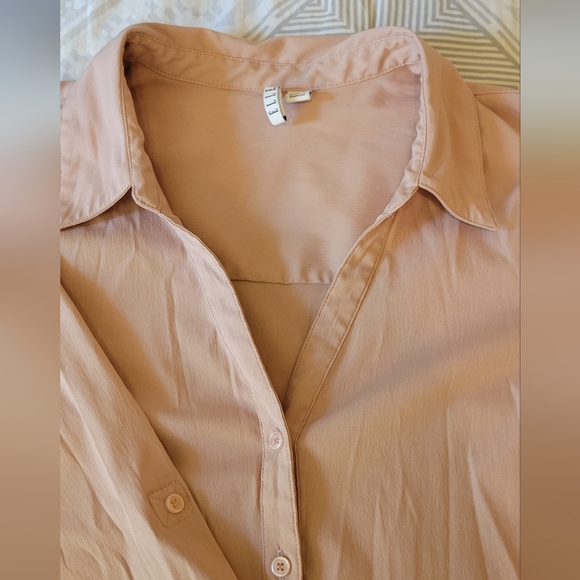 Elle Light Pink Blouse - Picture 2 of 5